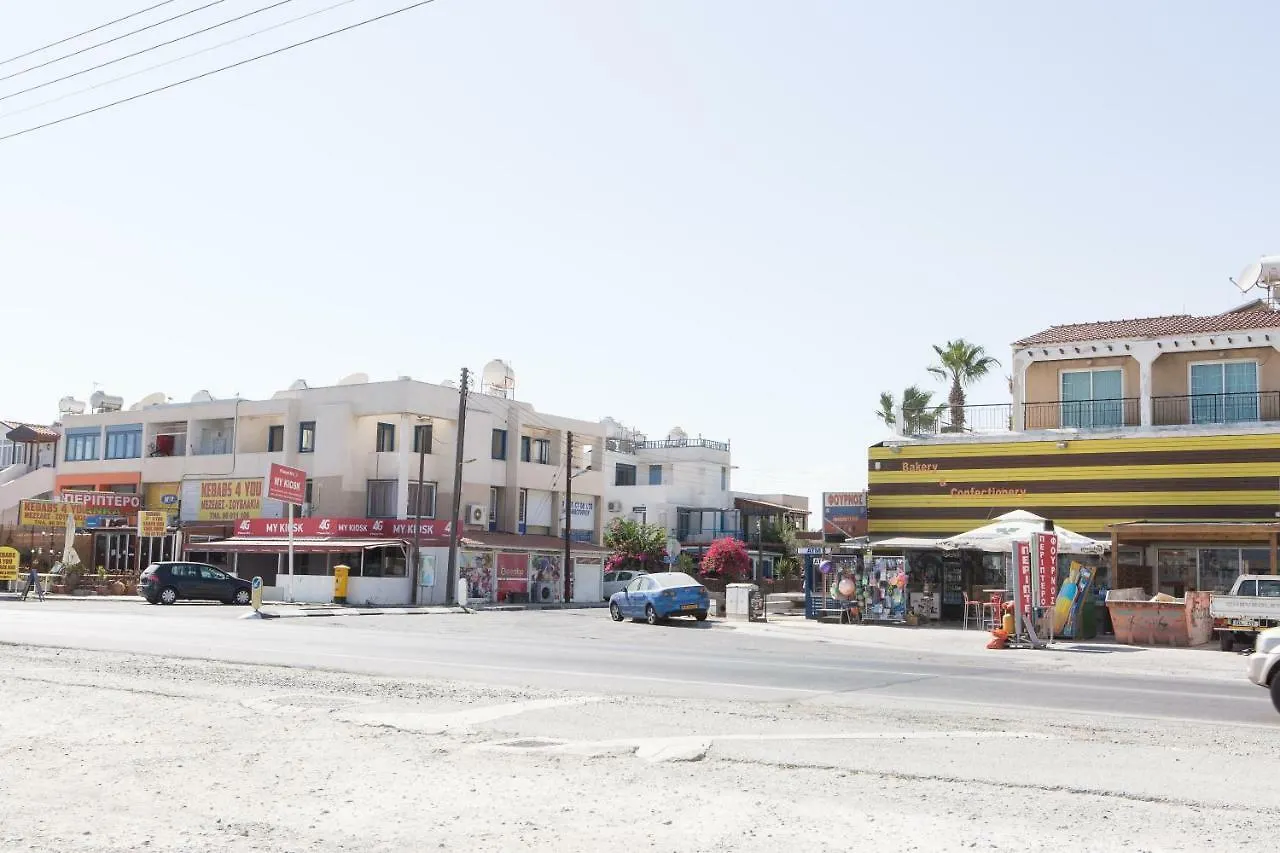 Must Stay - Evripidou Holiday Flats Larnaca