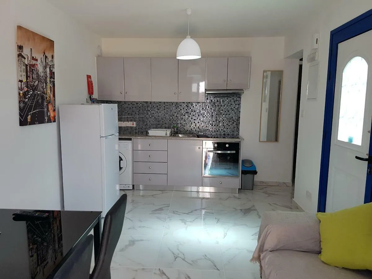 Must Stay - Evripidou Holiday Flats لارنكا