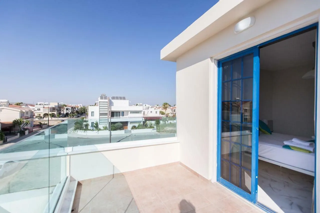 Must Stay - Evripidou Holiday Flats Larnaca Cyprus
